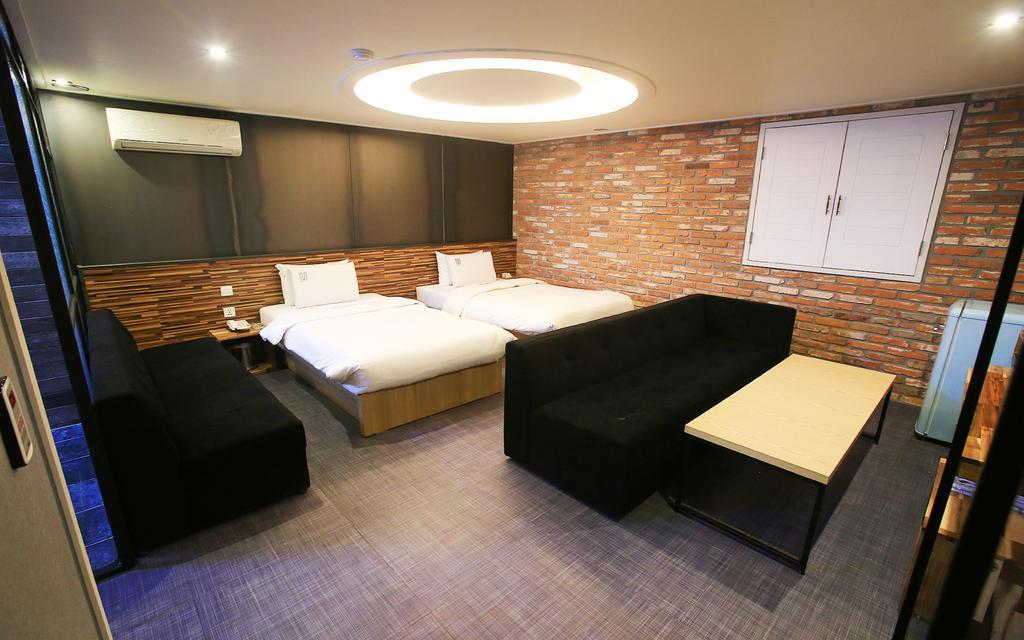 Merdi Hotel Suwon Cameră foto