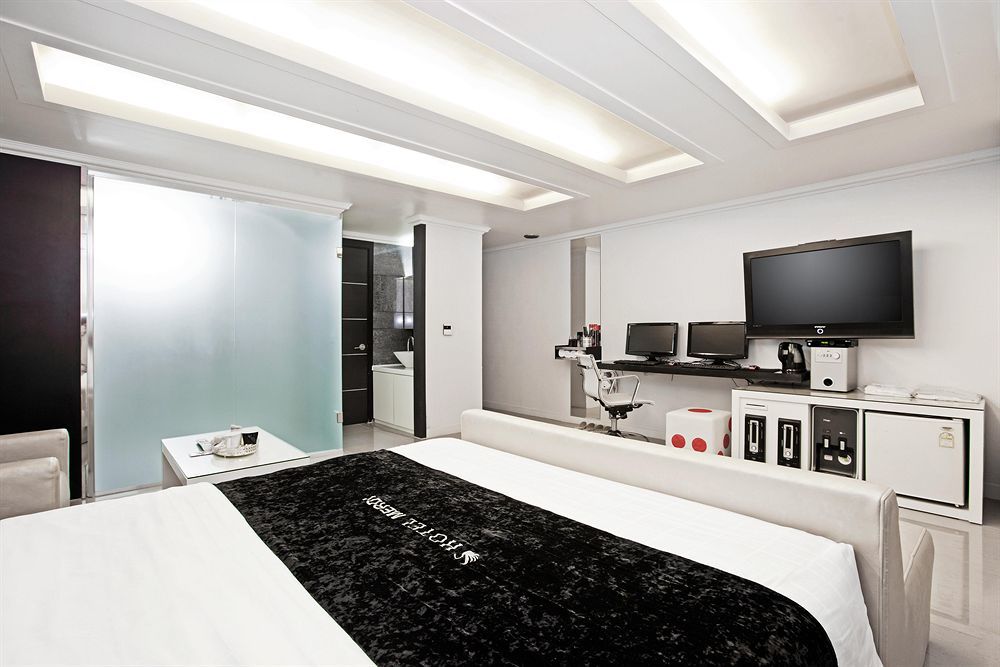 Merdi Hotel Suwon Exterior foto