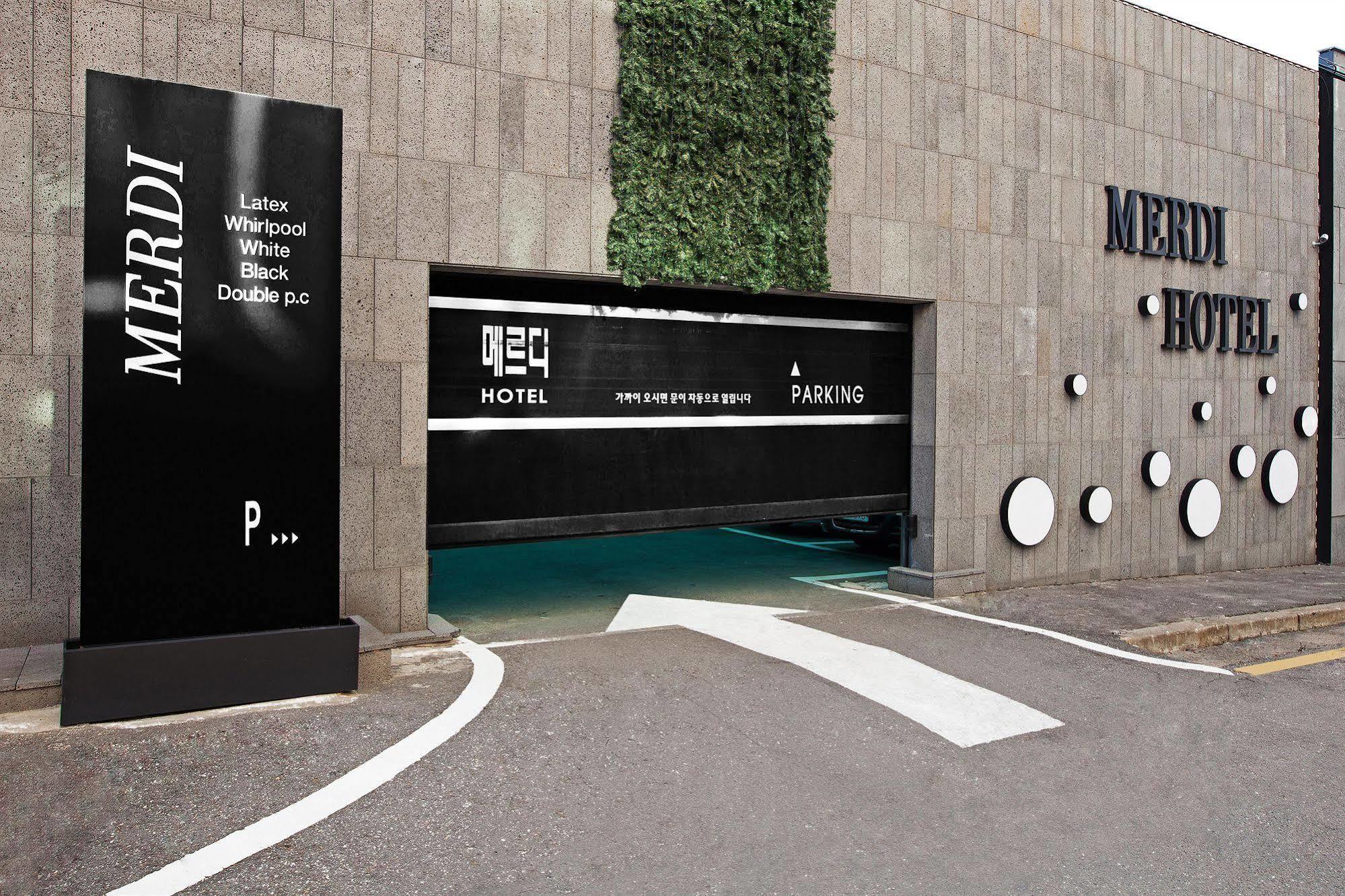 Merdi Hotel Suwon Exterior foto